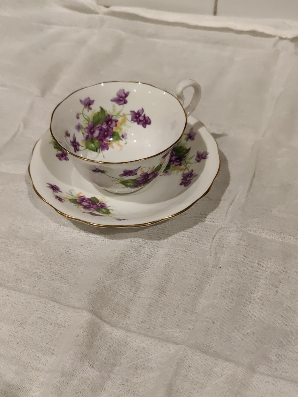 White Bone China Teacup & Saucer Purple Floral Pattern Vintage Y2K Cottagecore